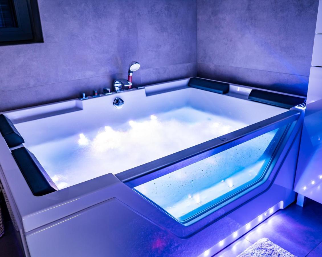 Domek Hot Tub Jacuzzi Chillout Kołobrzeg Esterno foto